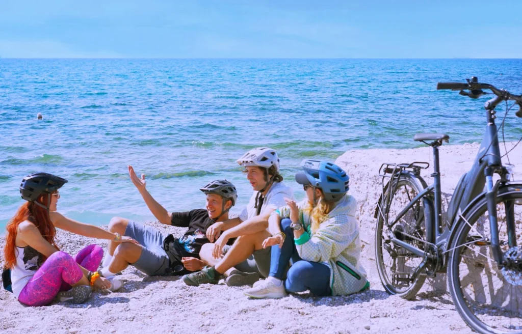 Athens Coastal E-Bike Tour